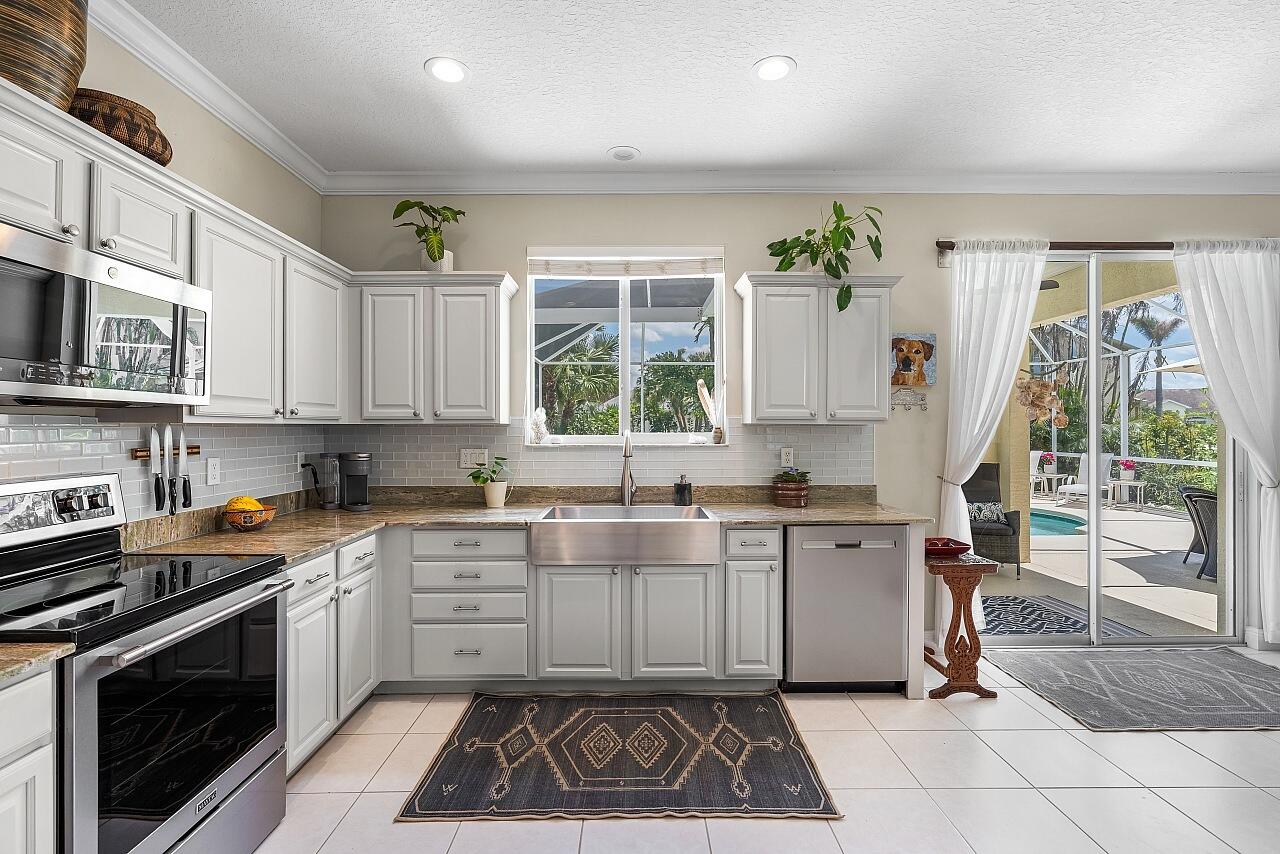 OAK CHASE PHASE III SUBDIVISION - Residential