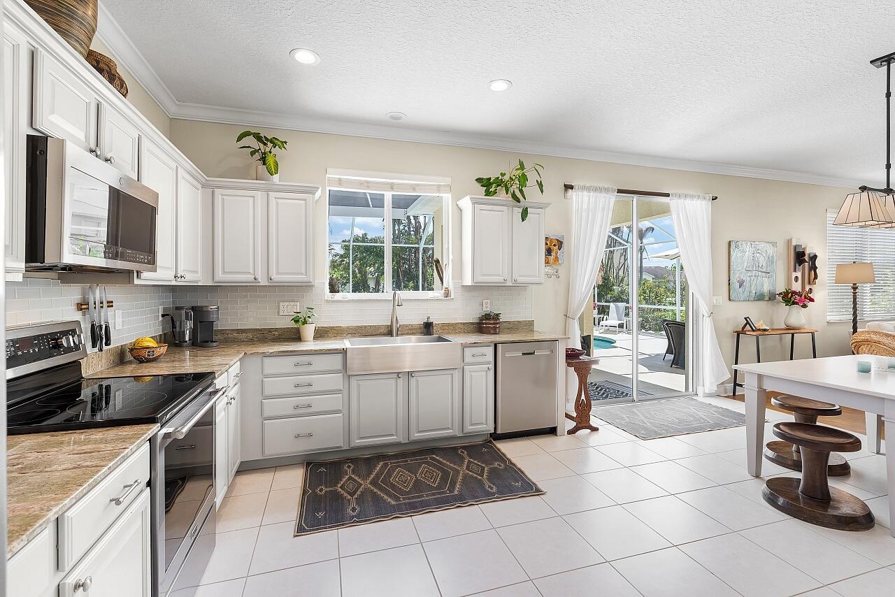 OAK CHASE PHASE III SUBDIVISION - Residential