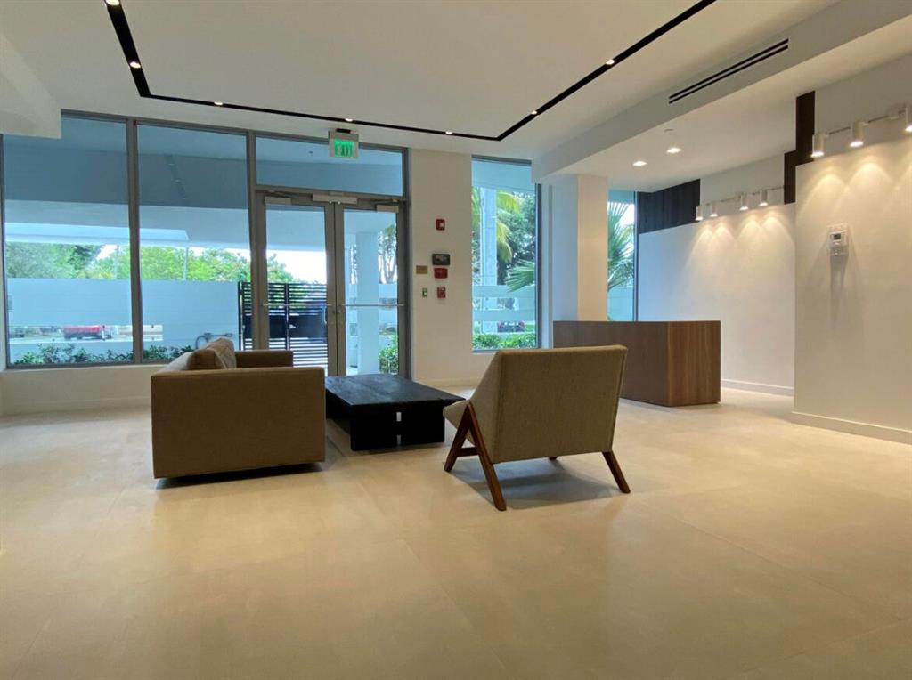 THE HIGHLANDS CONDO - Residential Lease