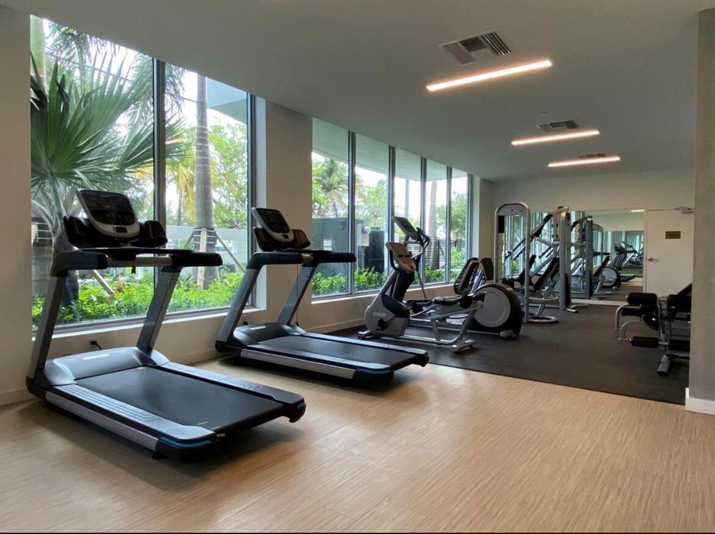 THE HIGHLANDS CONDO - Residential Lease