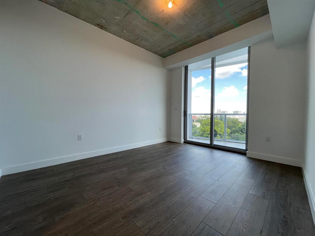 THE HIGHLANDS CONDO - Residential Lease