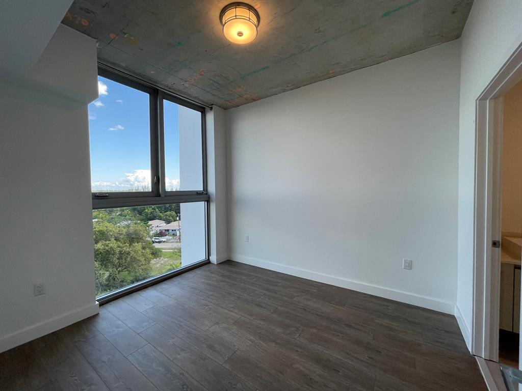 THE HIGHLANDS CONDO - Residential Lease