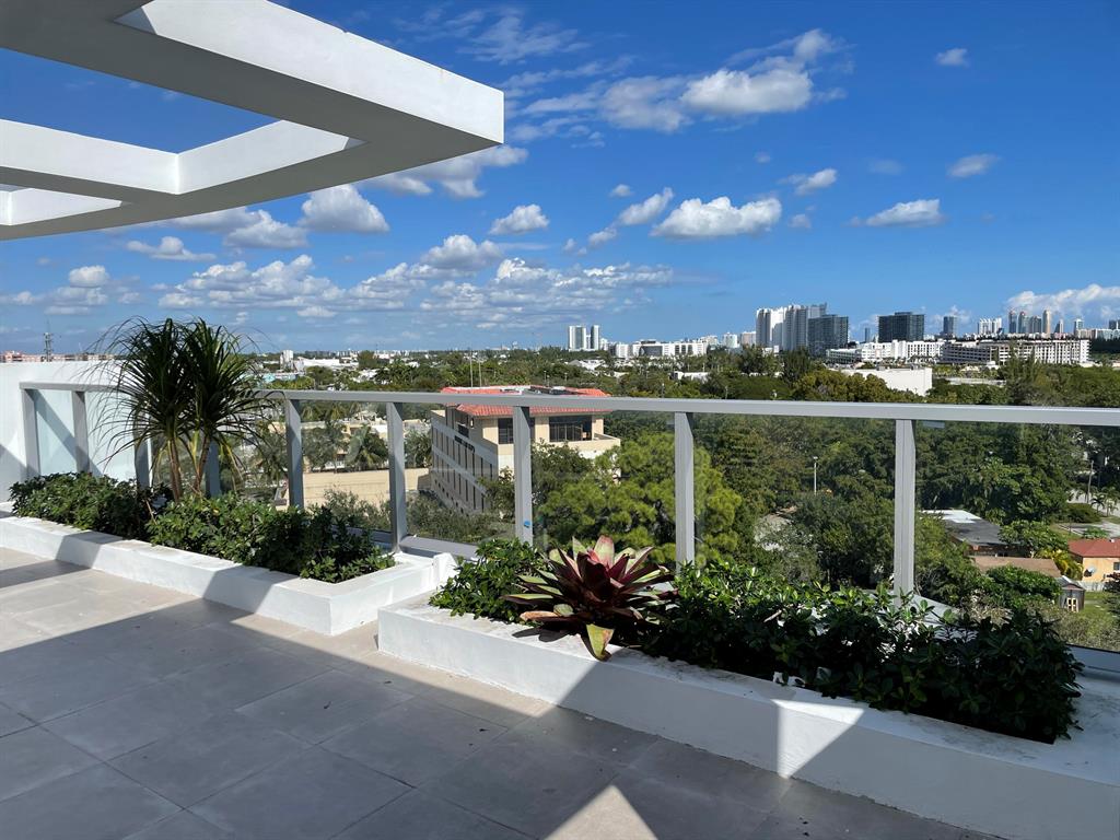 THE HIGHLANDS CONDO - Residential Lease