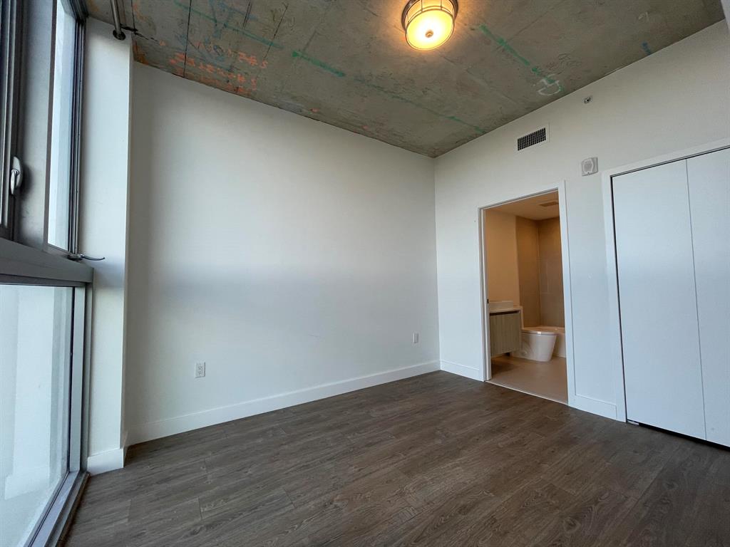 THE HIGHLANDS CONDO - Residential Lease