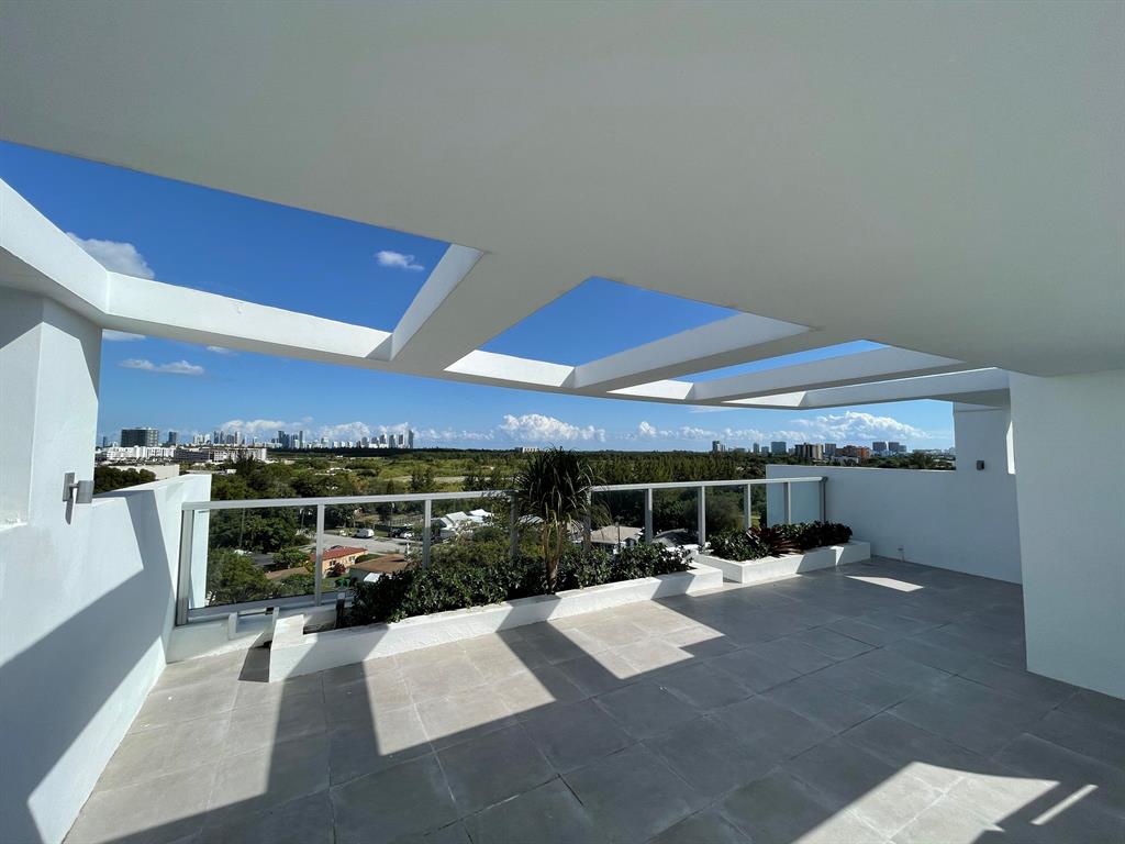 THE HIGHLANDS CONDO - Residential Lease