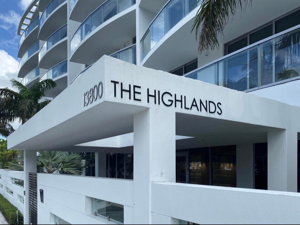 THE HIGHLANDS CONDO - Residential Lease
