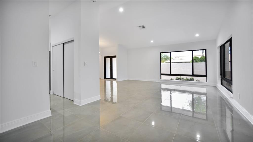 Cypress Run 93-16 B - Residential Lease