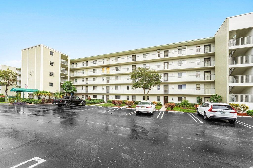 Photo of 2230 N Cypress Bend Drive #209, Pompano Beach, FL 33069 (MLS # R11136122)