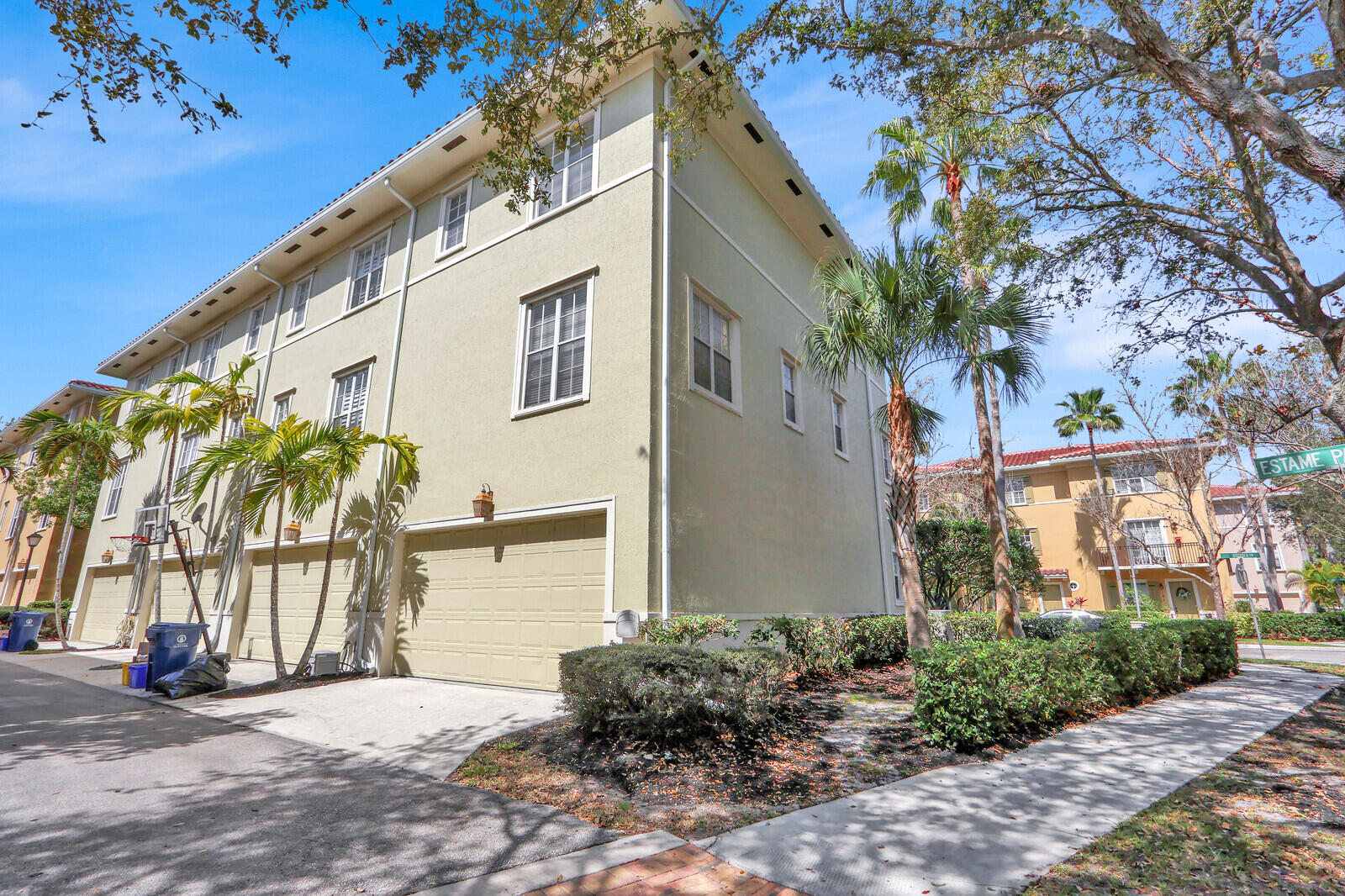 OSCEOLA WOODS - Residential