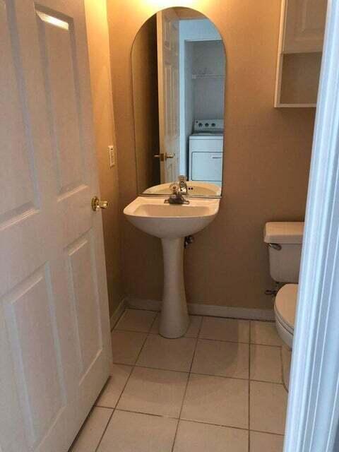 MEADOW LAKES - Residential Lease