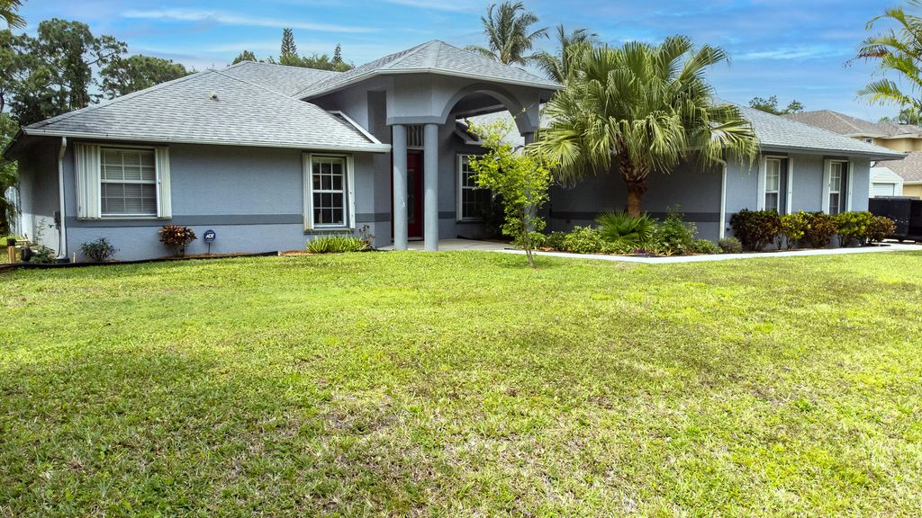 Photo of 2072 SE Hanford Road Rd, Port St Lucie, FL 34952 (MLS # R10790163)