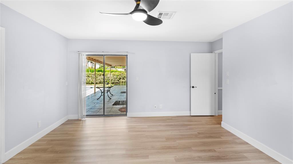 CYPRESS LAKES - Residential