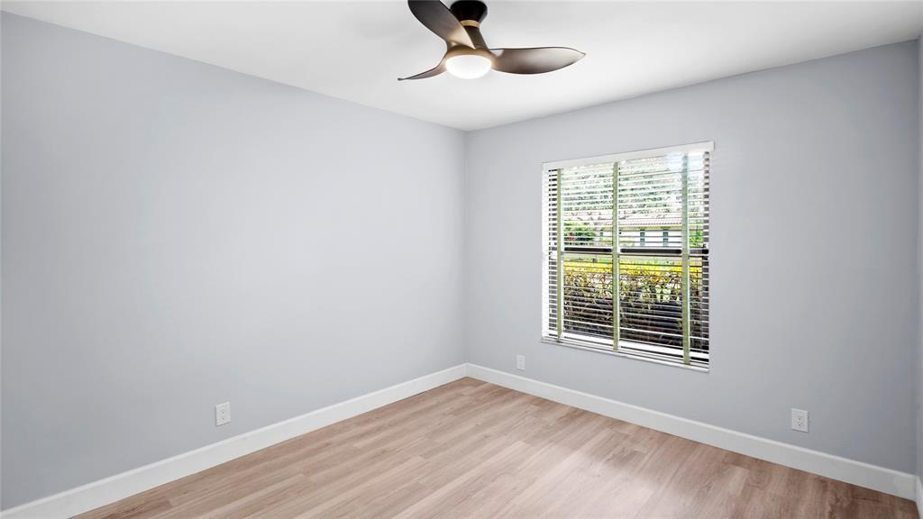 CYPRESS LAKES - Residential