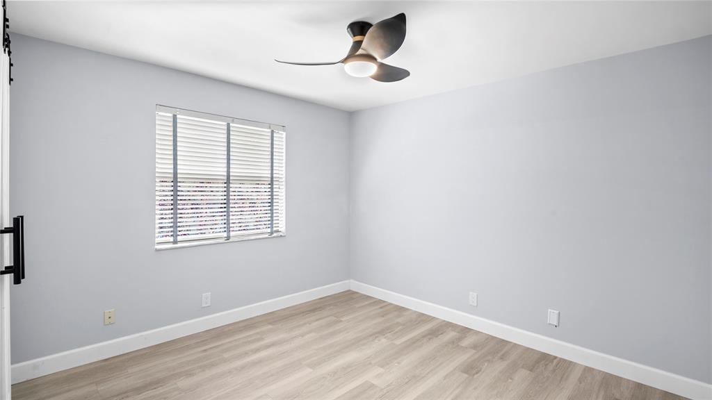 CYPRESS LAKES - Residential