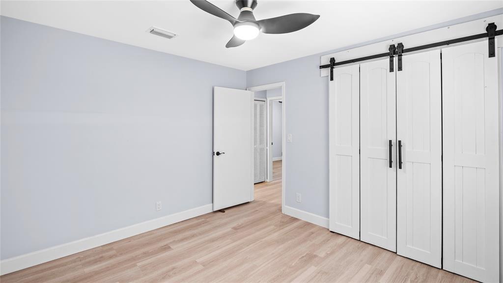 CYPRESS LAKES - Residential