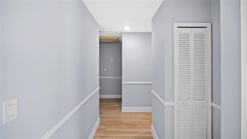 CYPRESS LAKES - Residential