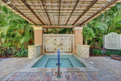 Tiny photo for 720 S SAPODILLA Avenue #101, West Palm Beach, FL 33401 (MLS # B26090805)