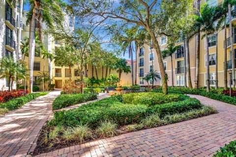 Tiny photo for 720 S SAPODILLA Avenue #101, West Palm Beach, FL 33401 (MLS # B26090805)