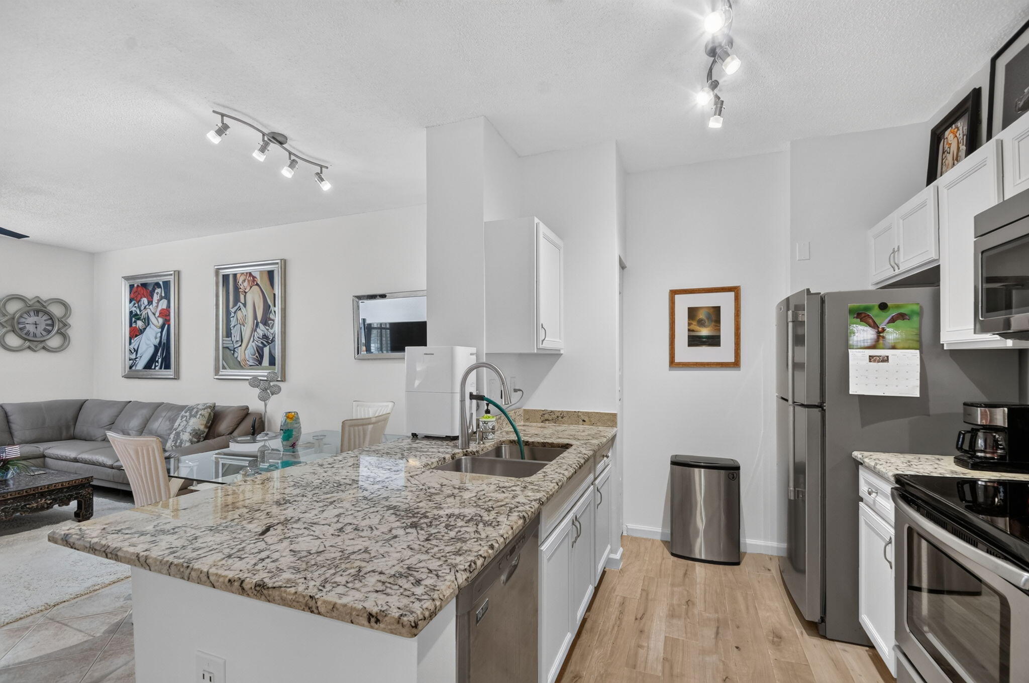 720 S SAPODILLA Avenue 101