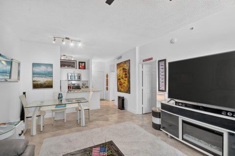 Tiny photo for 720 S SAPODILLA Avenue #101, West Palm Beach, FL 33401 (MLS # B26090805)