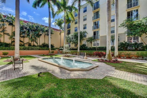 Tiny photo for 720 S SAPODILLA Avenue #101, West Palm Beach, FL 33401 (MLS # B26090805)