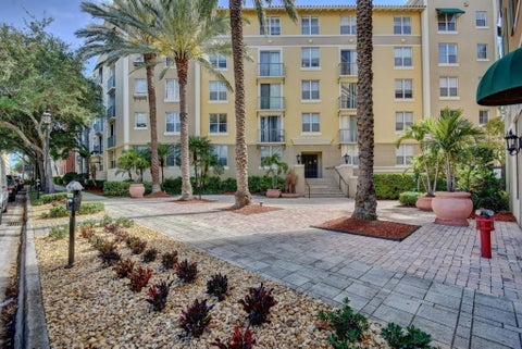Tiny photo for 720 S SAPODILLA Avenue #101, West Palm Beach, FL 33401 (MLS # B26090805)