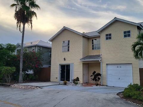 313 N D Street Lake Worth Beach FL 33460