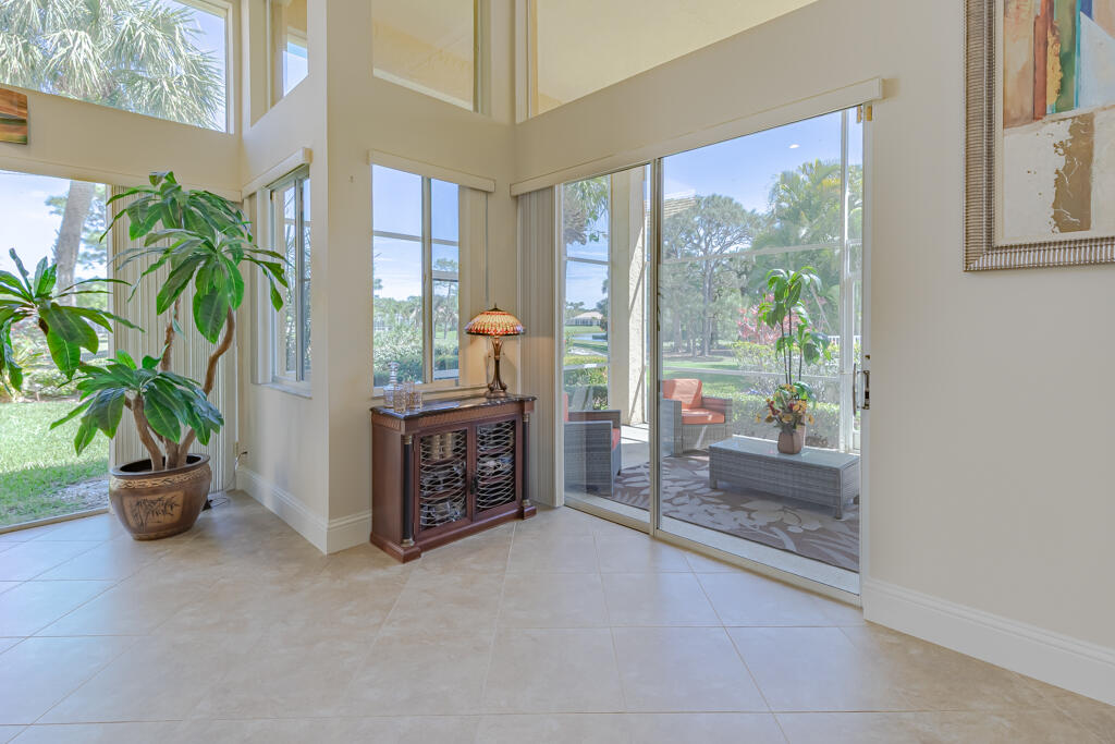Monarch Country Club - Residential