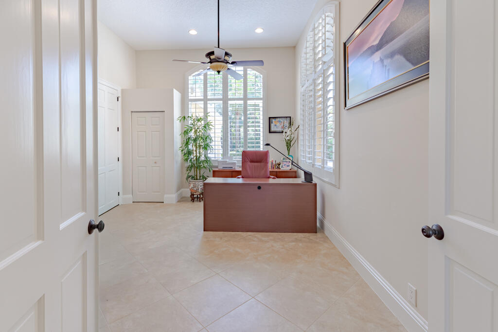 Monarch Country Club - Residential