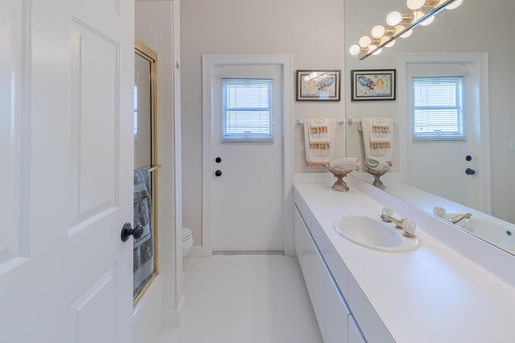 Monarch Country Club - Residential