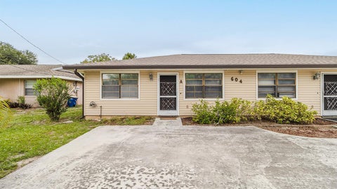 Photo of 604 ROSELYN Avenue #A, Fort Pierce, FL 34982 (MLS # B26079831)