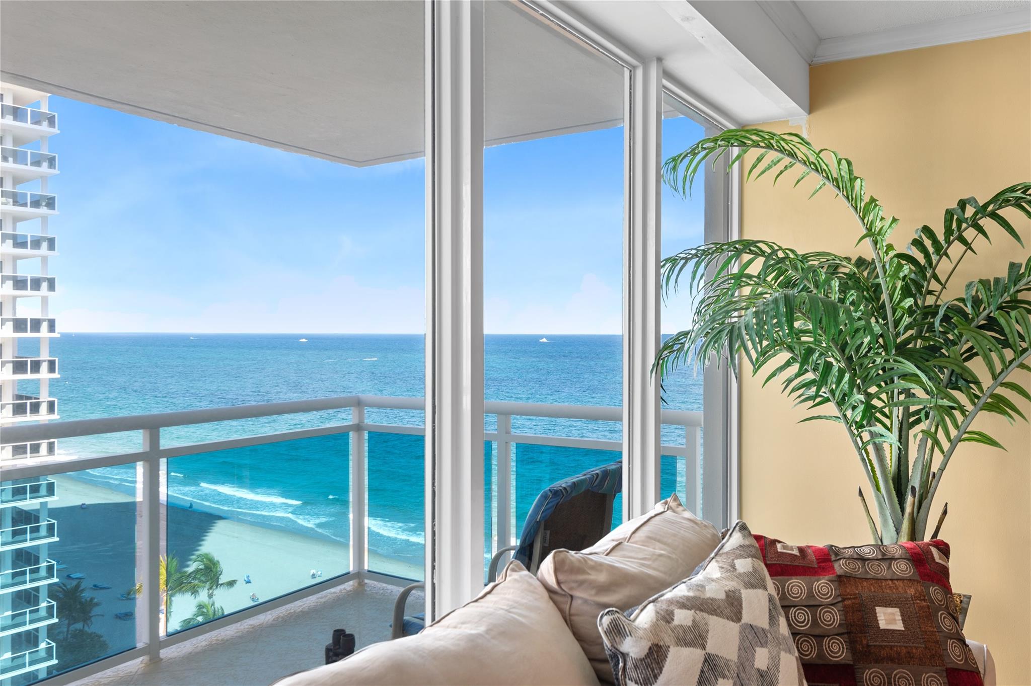 The Commodore - Residential