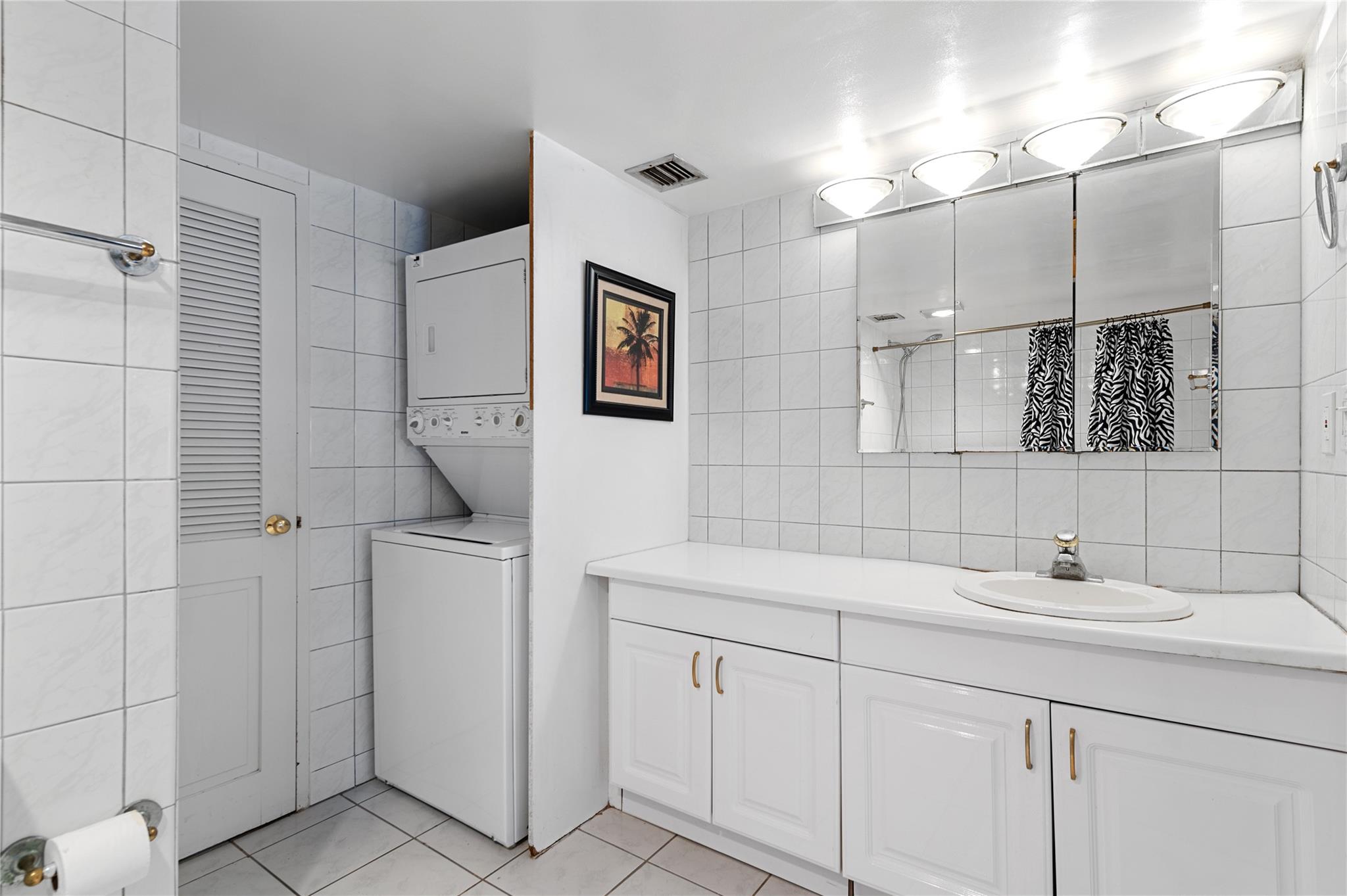 The Commodore - Residential