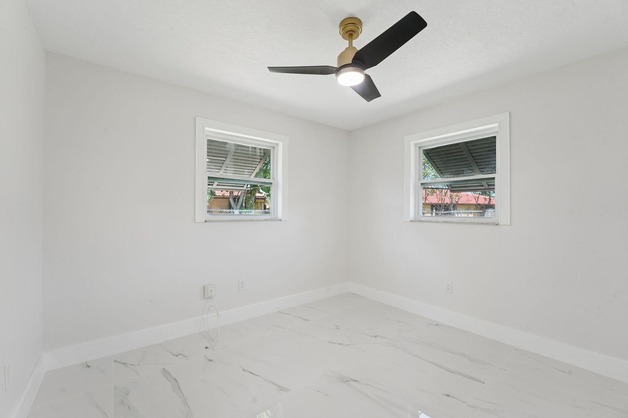 FOREST MANOR - Residential