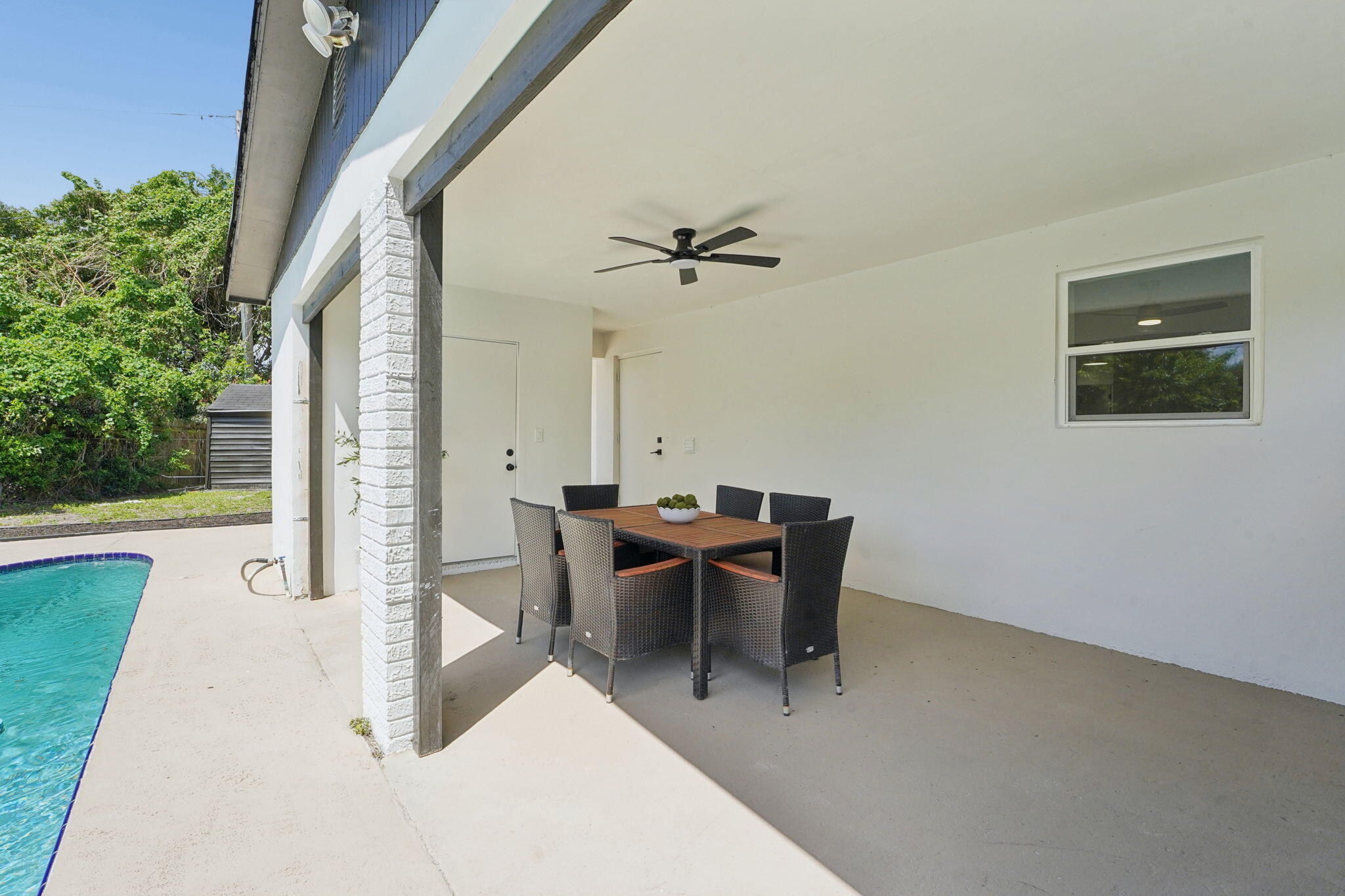 FOREST MANOR - Residential