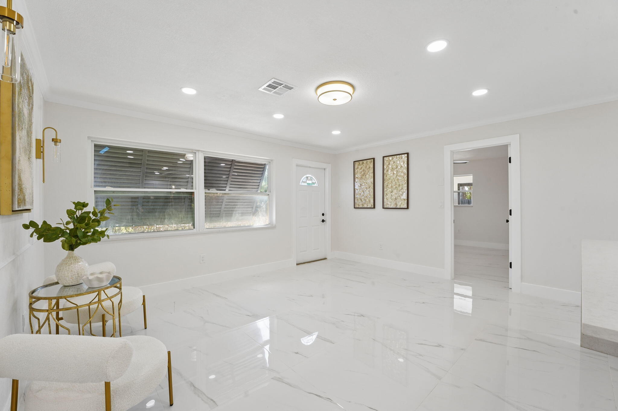 FOREST MANOR - Residential