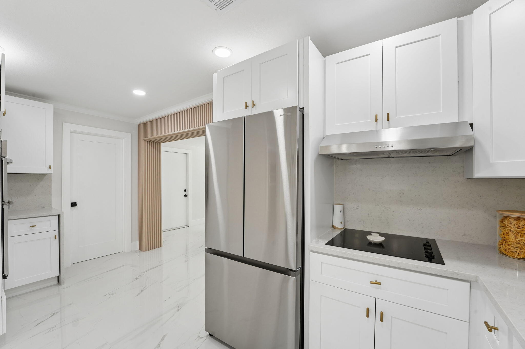 FOREST MANOR - Residential