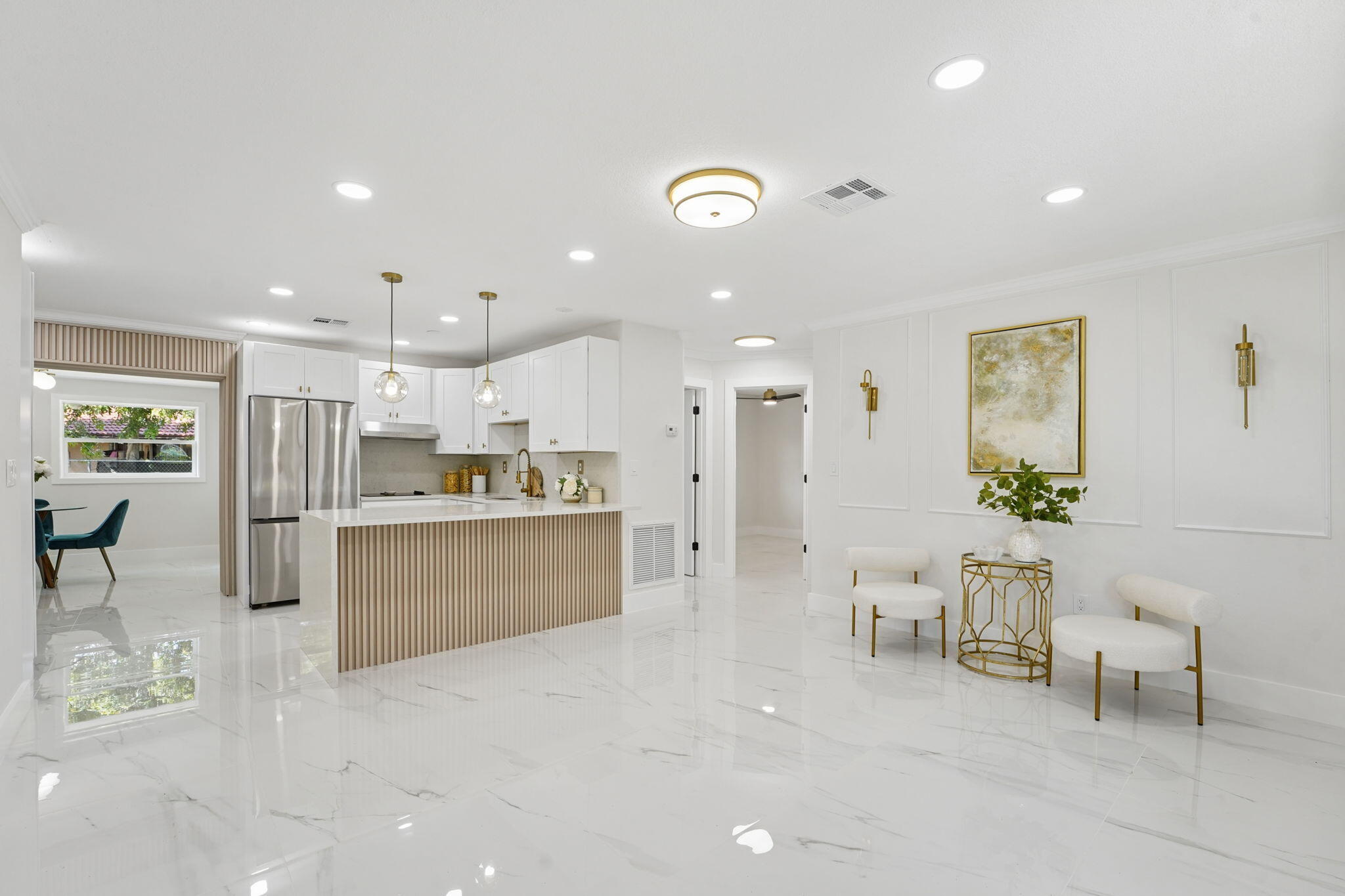 FOREST MANOR - Residential