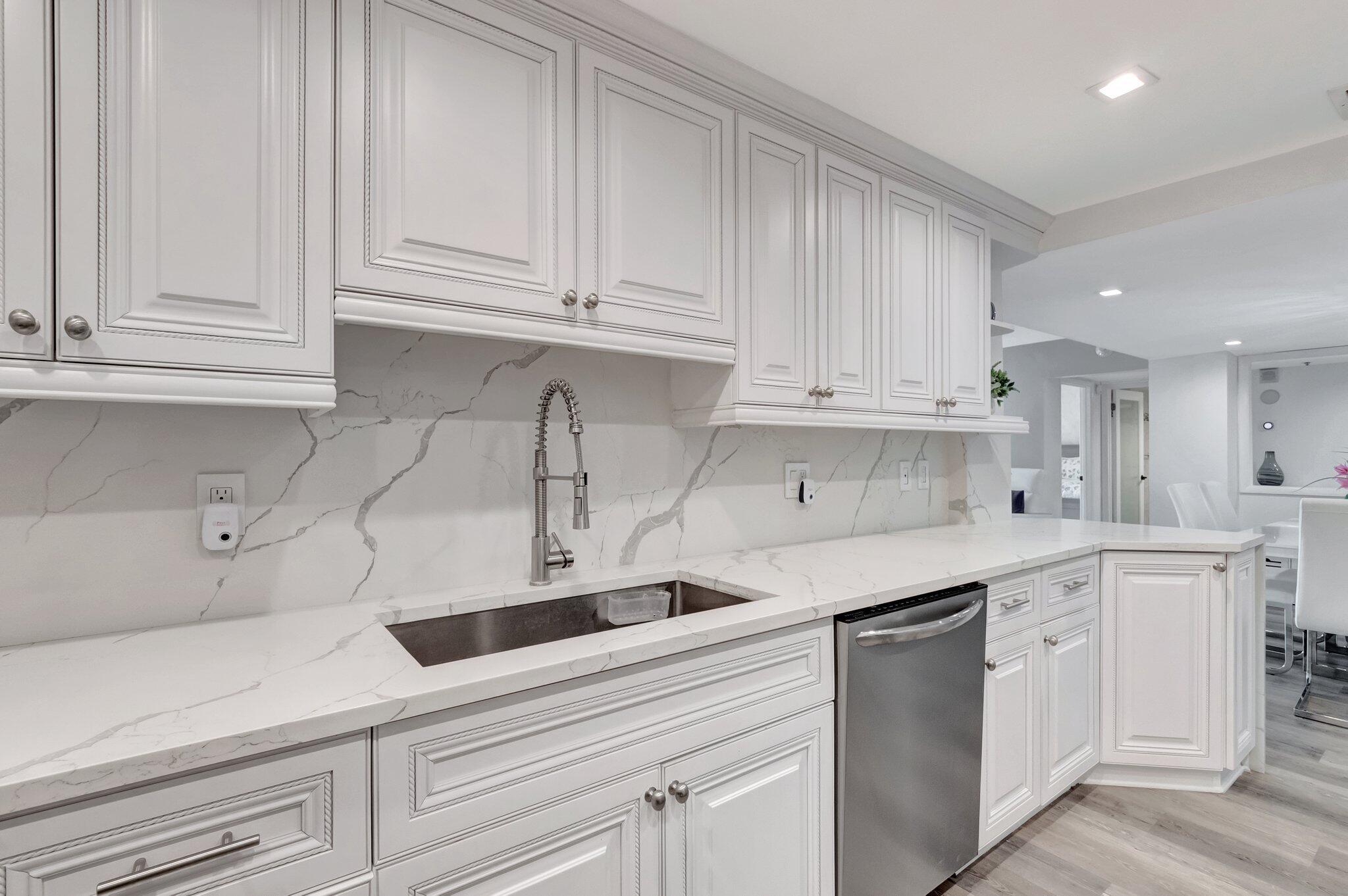 2701 N Ocean Boulevard E205