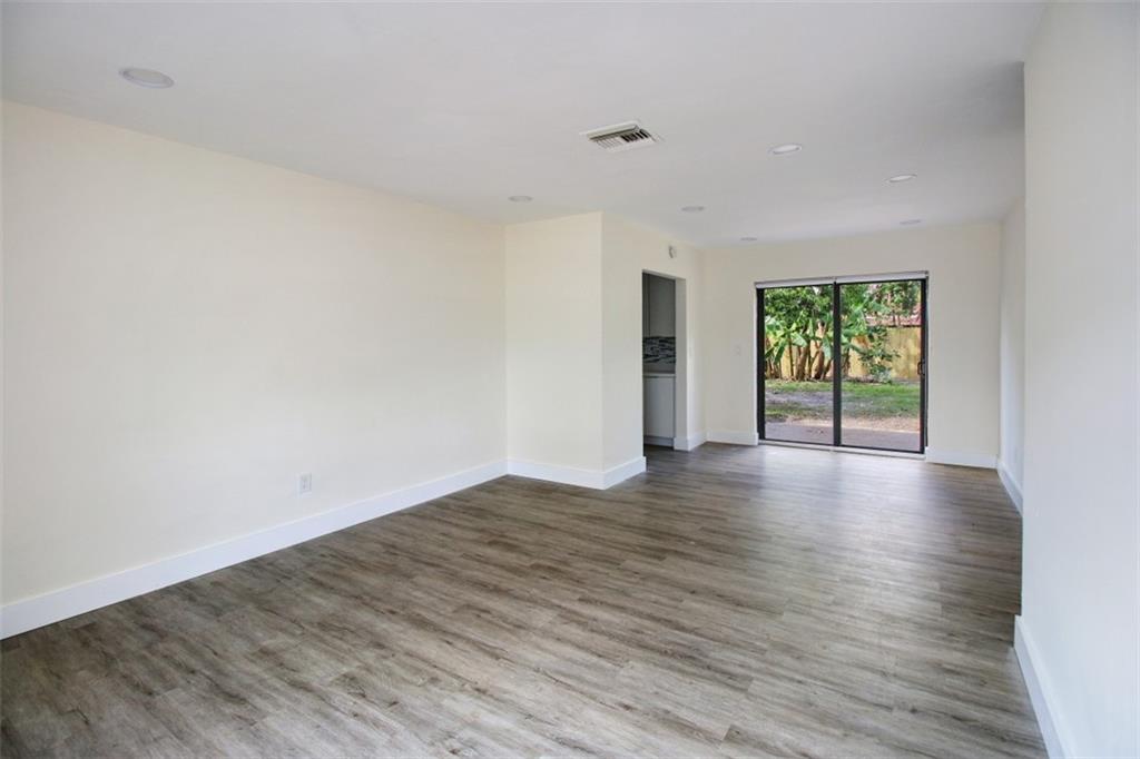 Heritage Homes 47-42 B - Residential