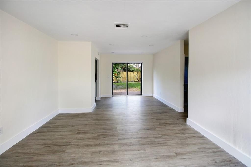 Heritage Homes 47-42 B - Residential