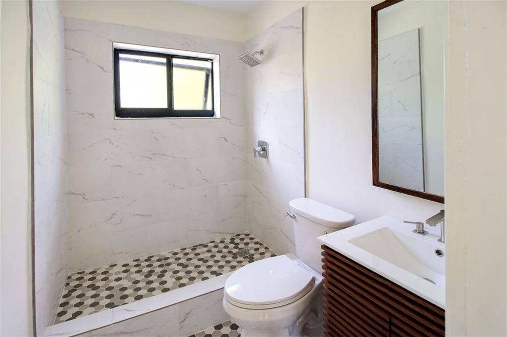 Heritage Homes 47-42 B - Residential