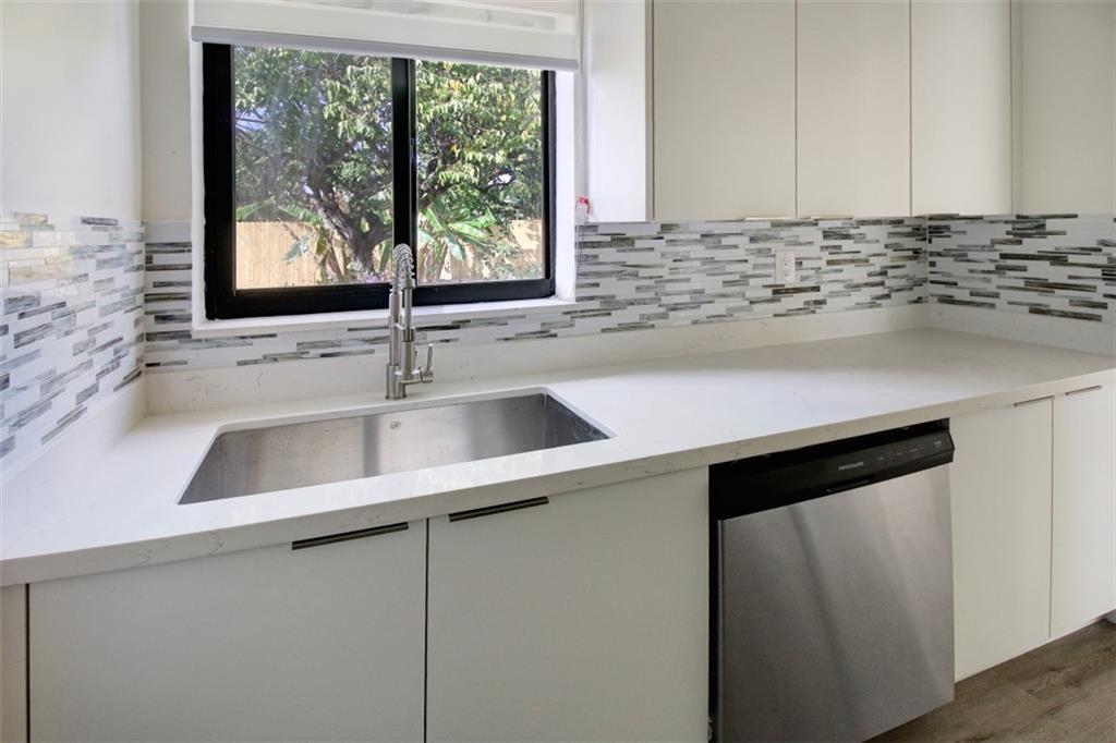 Heritage Homes 47-42 B - Residential