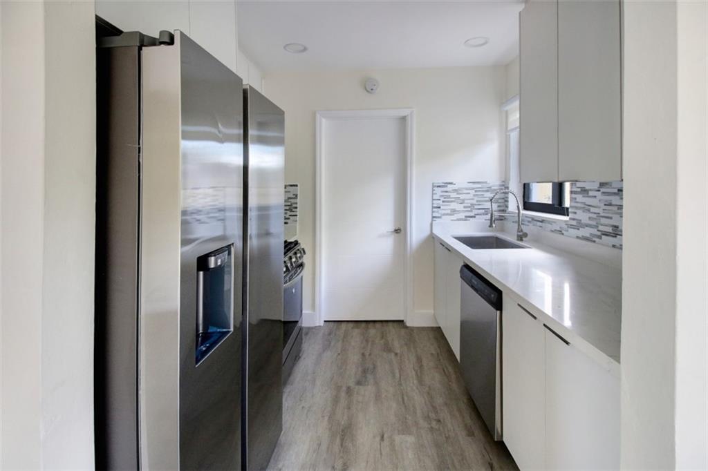 Heritage Homes 47-42 B - Residential