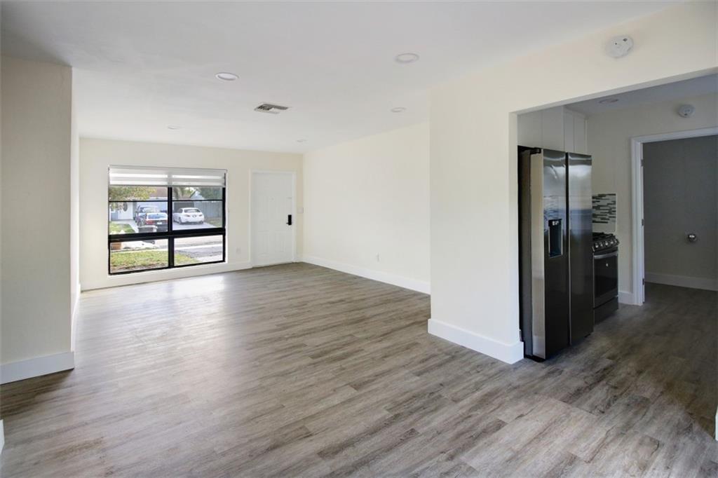 Heritage Homes 47-42 B - Residential