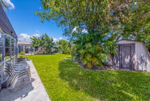 Tiny photo for 2326 Harding Street, Hollywood, FL 33020 (MLS # B26048540)