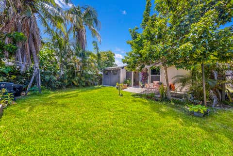 Tiny photo for 2326 Harding Street, Hollywood, FL 33020 (MLS # B26048540)