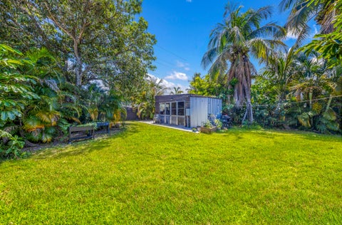 Tiny photo for 2326 Harding Street, Hollywood, FL 33020 (MLS # B26048540)