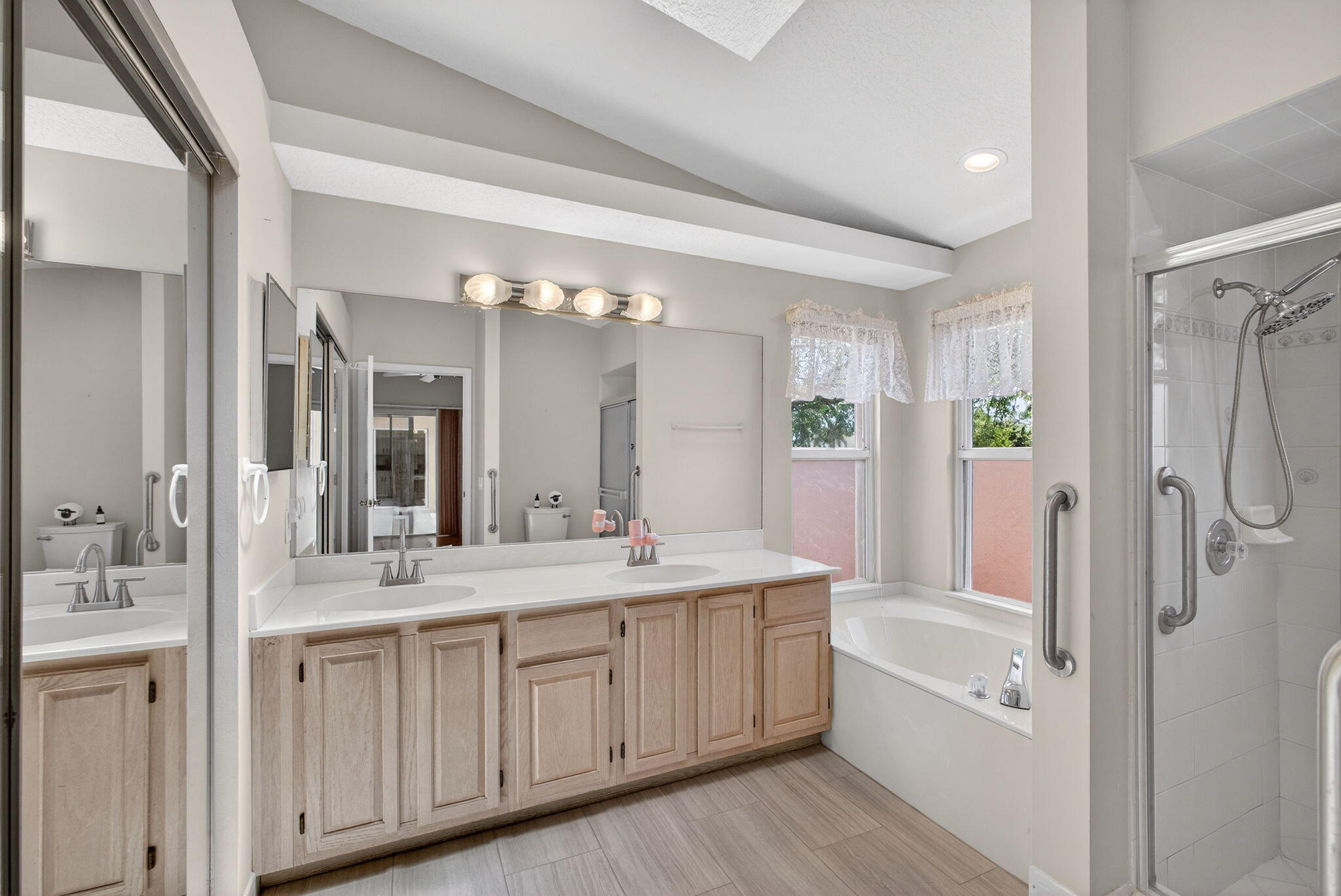 CRESTWOOD UNIT 1 PL 3 - Residential