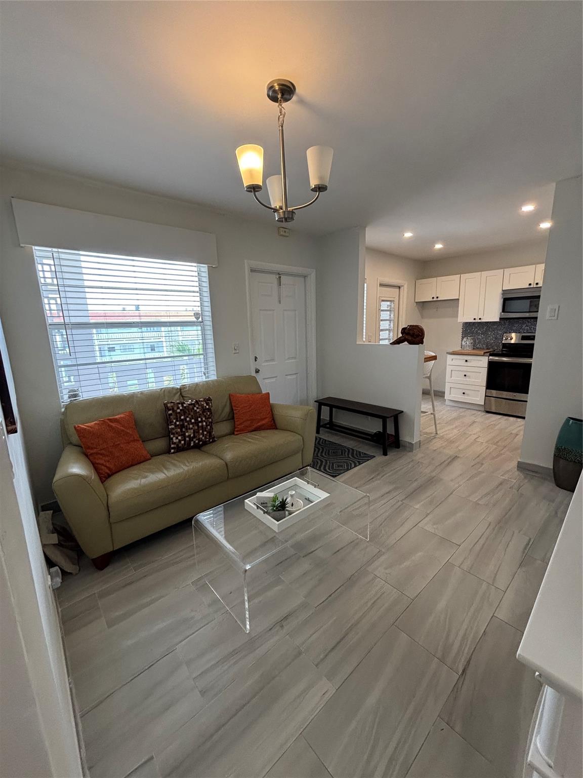 Park South Eleven Inc Con - Residential Lease